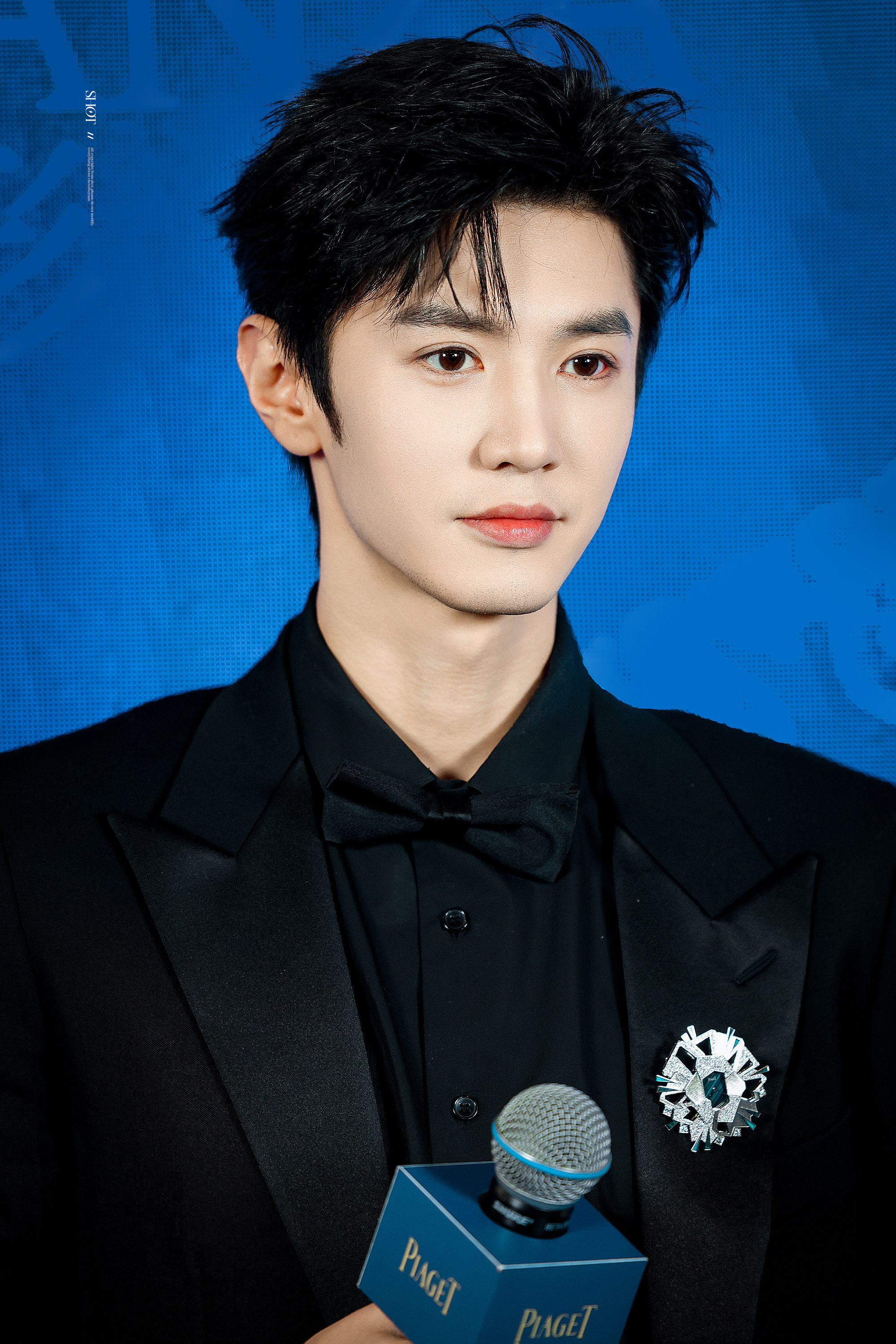 陈哲远今日活动路透图好权威骨相