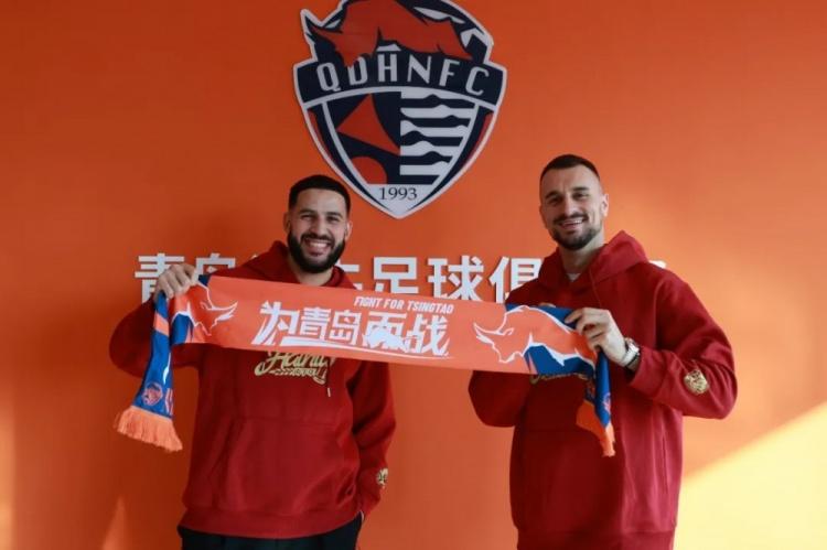 青岛海牛外援真不行啊，瑞典神锋在场，海牛就是十打十一，全场隐身。艾尔玛苏迪真浪费