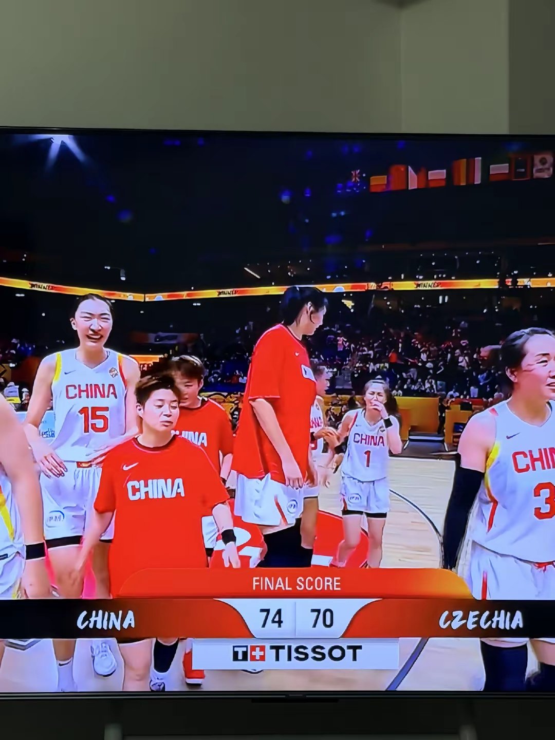 中国女篮加时险胜捷克！过程太痛苦了，26次失误扎心，但杨舒予拯救了这场糟糕的比赛