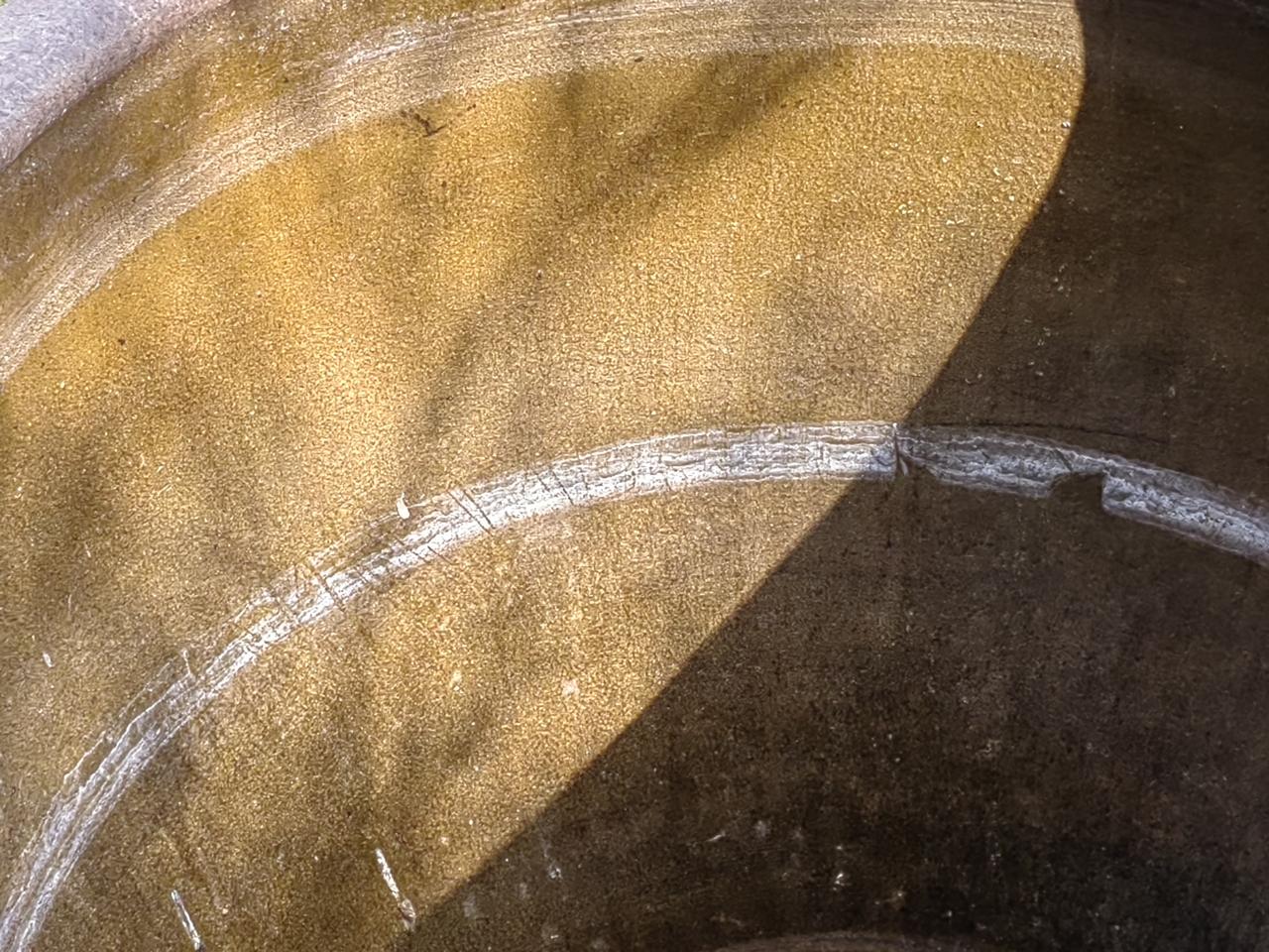 曾经有骑手送东西时漏了一件，不仅没有给其差评，而且让他顺路时捎过来就行。
与过去