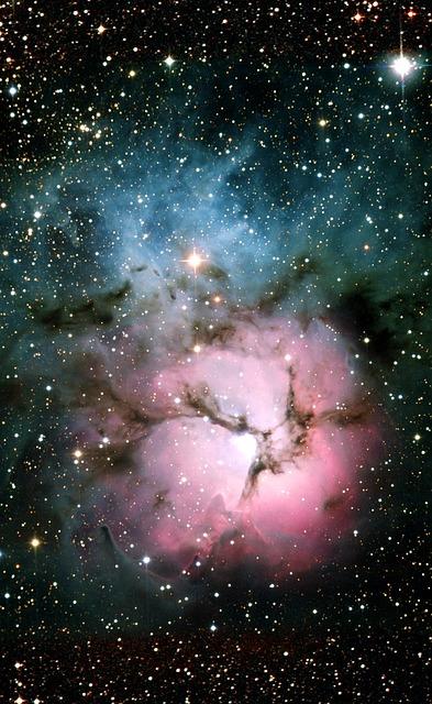 今天是公元2026年9月27日,星期日,农历八月十七.
丙午年 丁酉月 甲辰日;