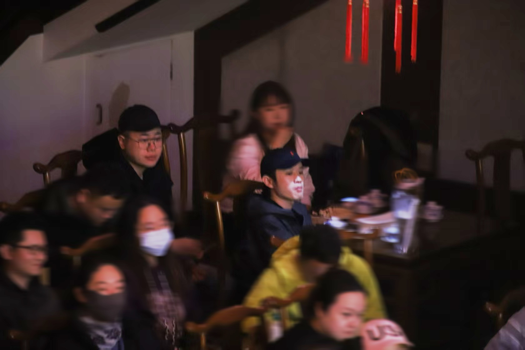 哎哟 吕严和王勉咋来三庆听相声了 ​​​
