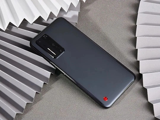 每天上班必带的东西打工人上班保命刚需全都在这！手机、钥匙、充电宝一个都不能少，再