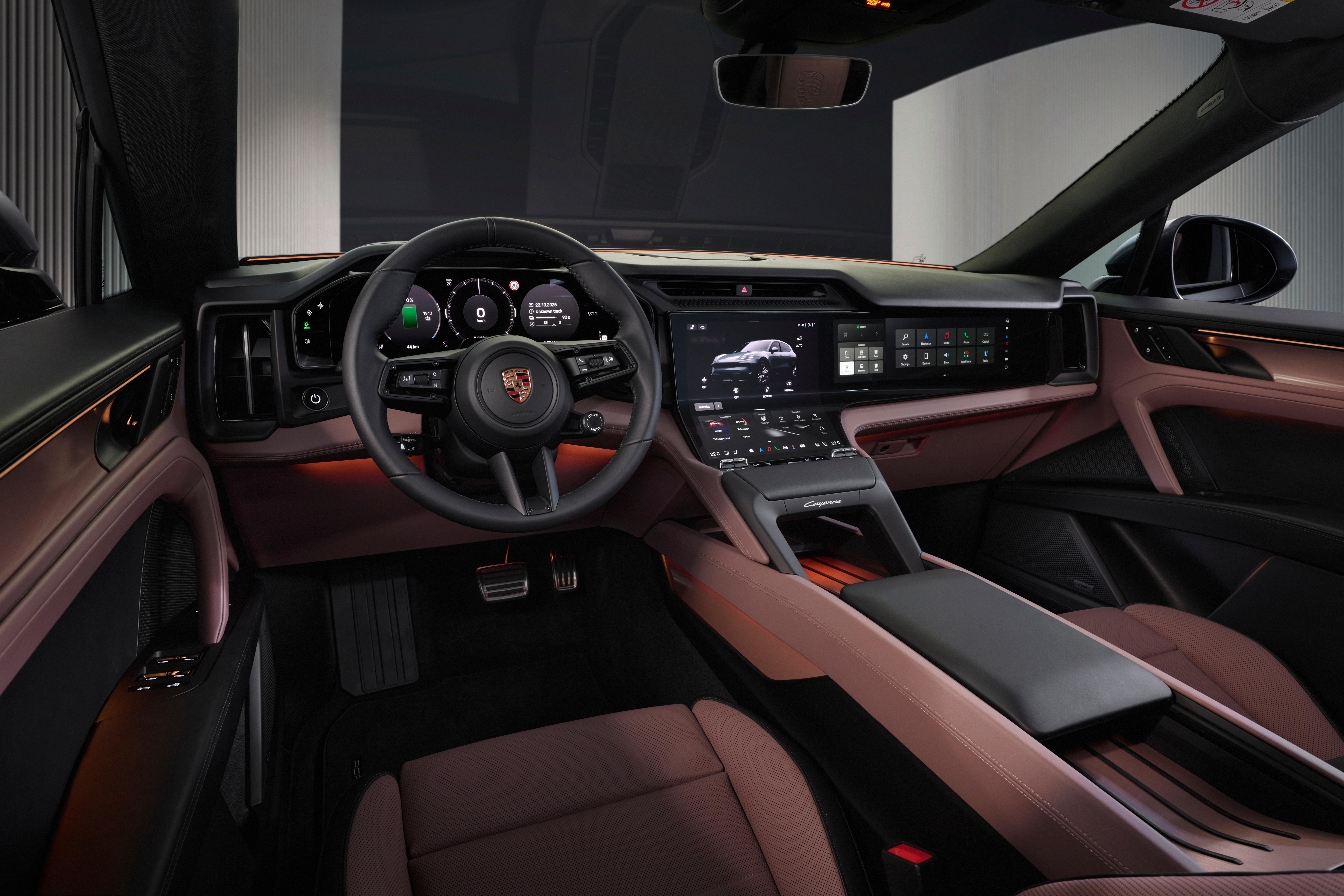 Porsche Cayenne Electric 保时捷纯电版卡宴这个内饰还是很