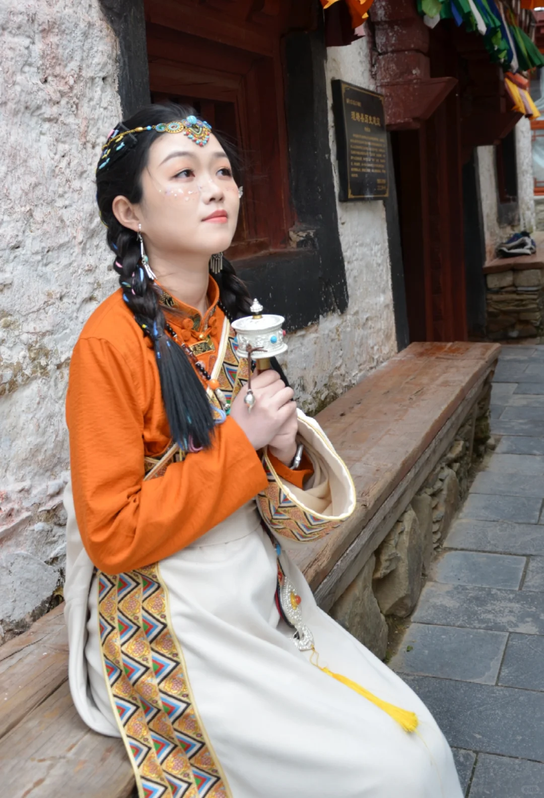川西藏服拍摄