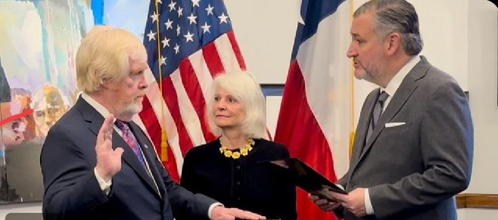 新闻快讯——特朗普特使准备在南非发动文化战
被特朗普任命为驻南非大使的保守派媒体