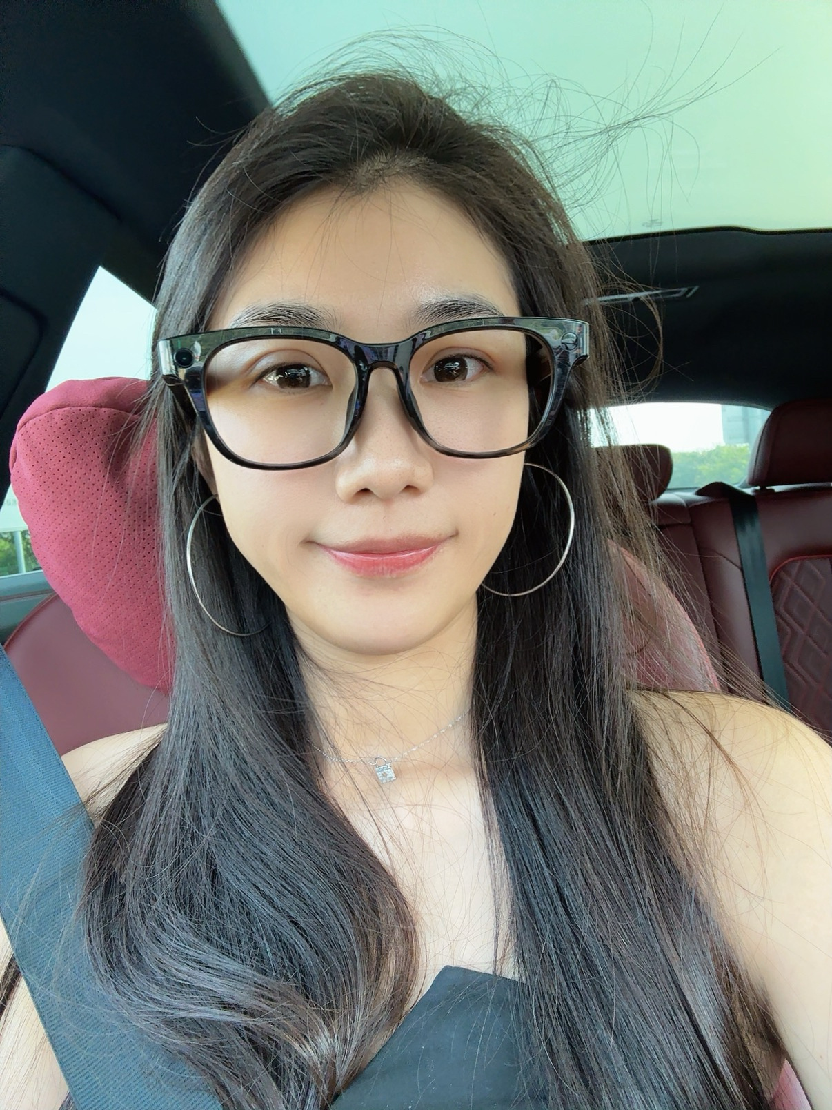 早场拍摄是真的困啊[泪奔][泪奔][泪奔]（Ps：我怎么看起来这么蒙）卷妹的唠嗑