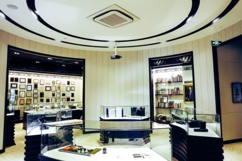 【#好友哽咽回忆与李昌钰最后一面#：去年12月曾去医院探望，未承想竟成永别】#李