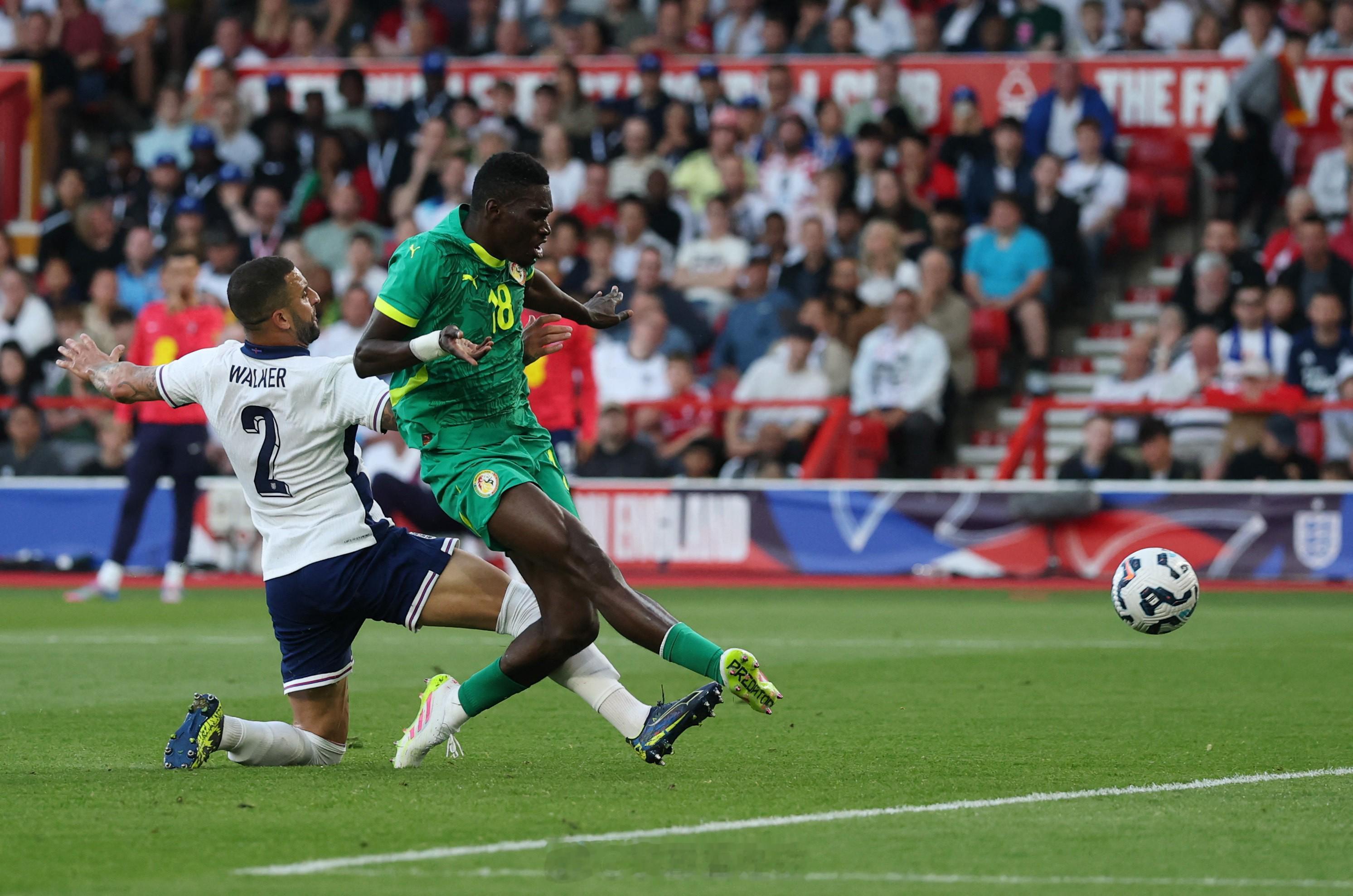宇哥推球💥⚽赛事：国际赛007场球队：巴西VS塞内加尔方向：主胜年龄：2-1 