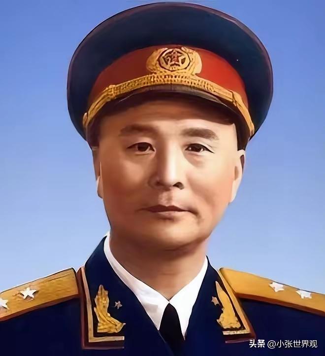 1936年，一位老大娘上山采野果。突然发现一大群苍蝇，在草丛上“嗡嗡嗡”盘旋，她