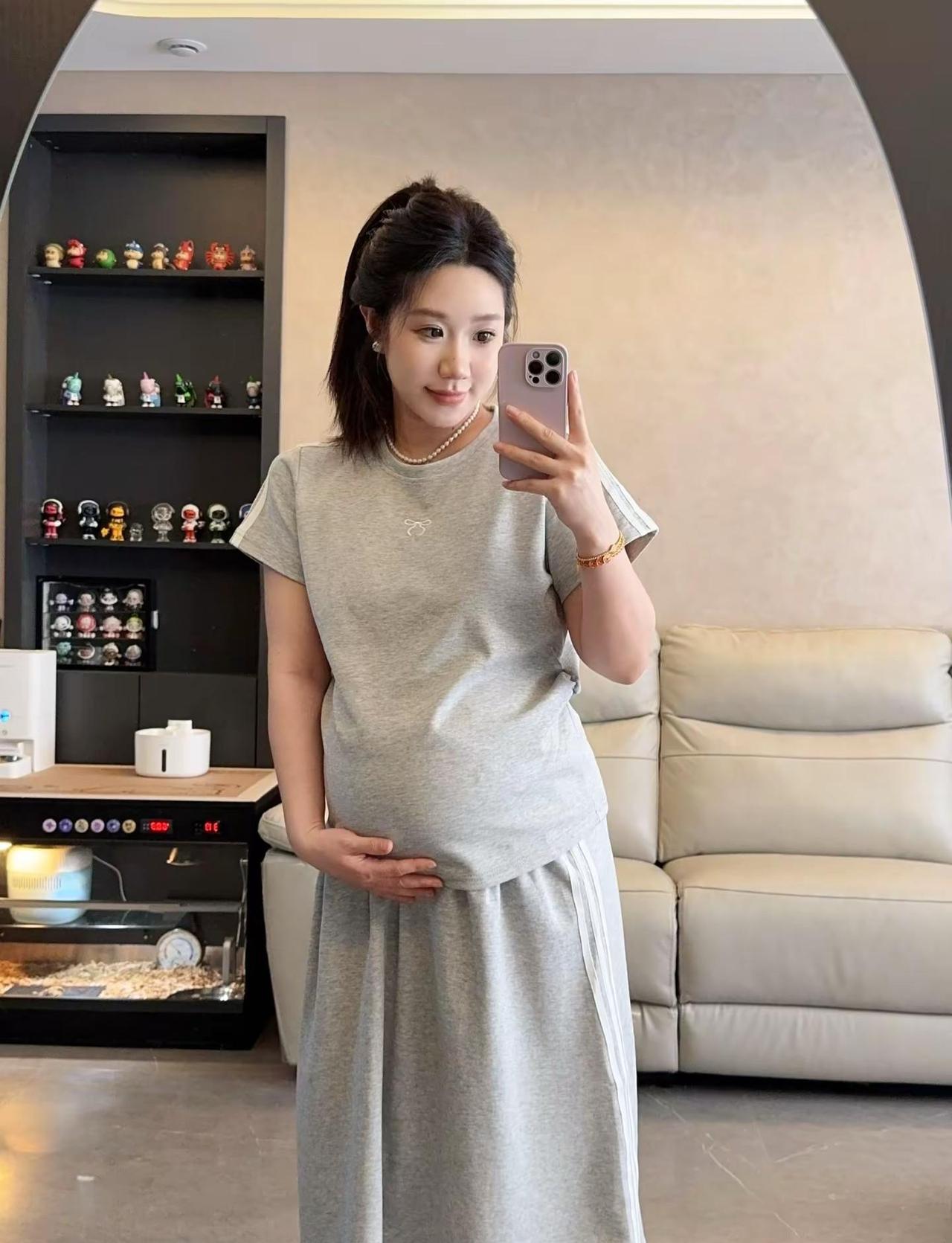 孕期也能穿的休闲风！显瘦又藏肚🩶🤍。孕妈时尚穿搭 孕期穿搭分享 夏季孕妇装 