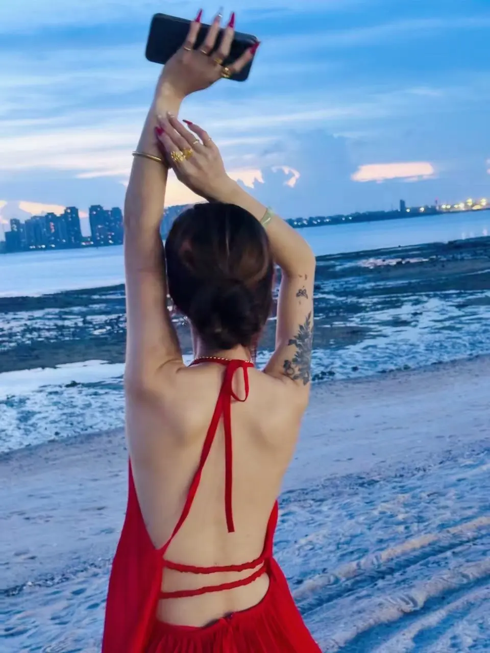 我替你们感受海的声音。