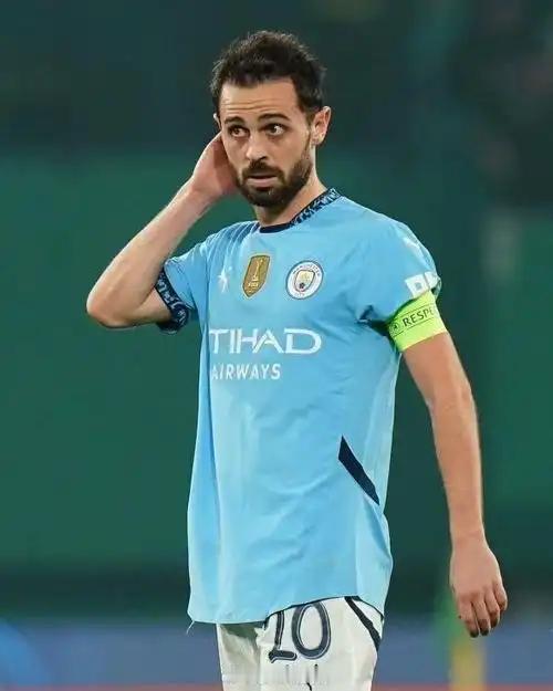 B席在本赛季之后，决定离开曼城！结束9年曼城的传奇生涯！
再见了曼城功勋！虽然只