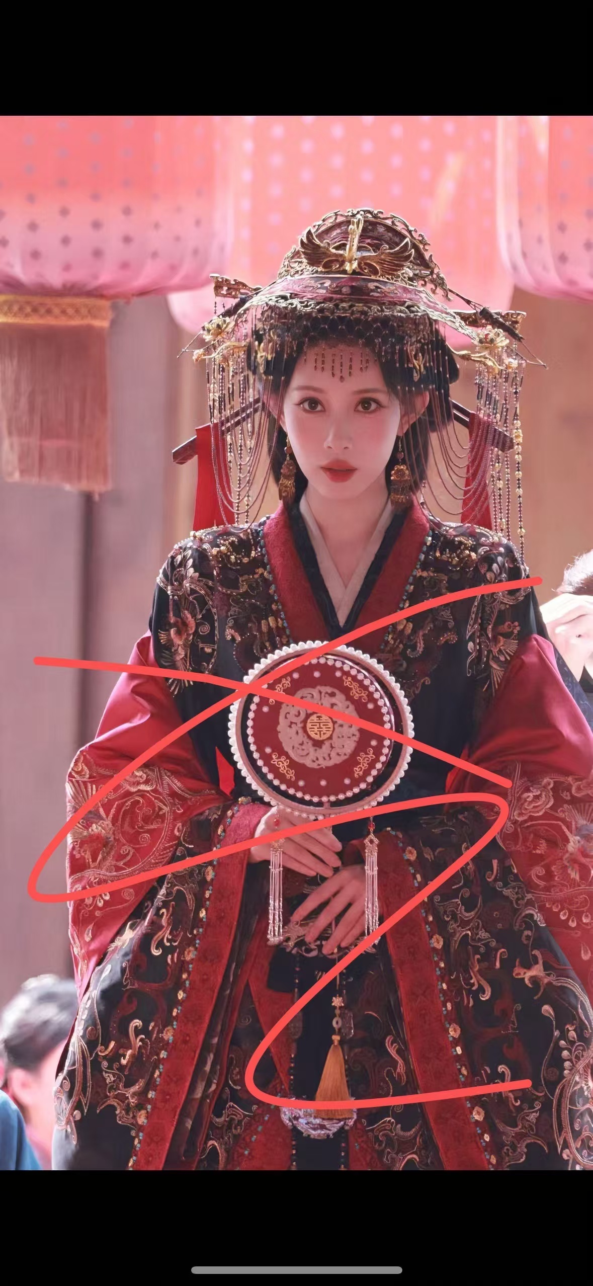 窝孟在横店成的亲没有一千也有八百本来以为心如止水了，但是今天真的很完美很落地的造