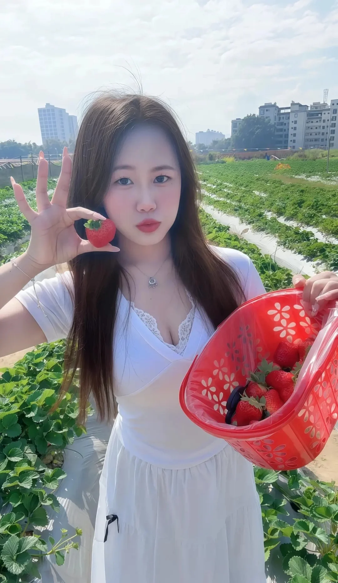 在镜头前卖个萌