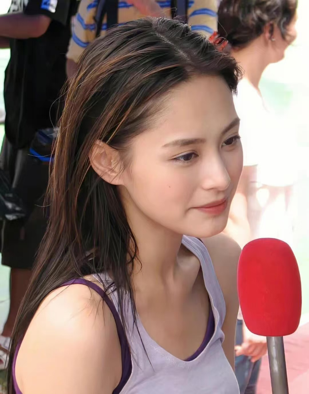 她不是混血怎么这么有混血感？！ 