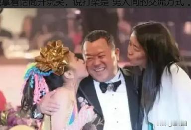2006年，谭咏麟挖苦曾志伟：“恭喜你啊，嫁女荣升岳父。”曾志伟大怒：“你怎么还
