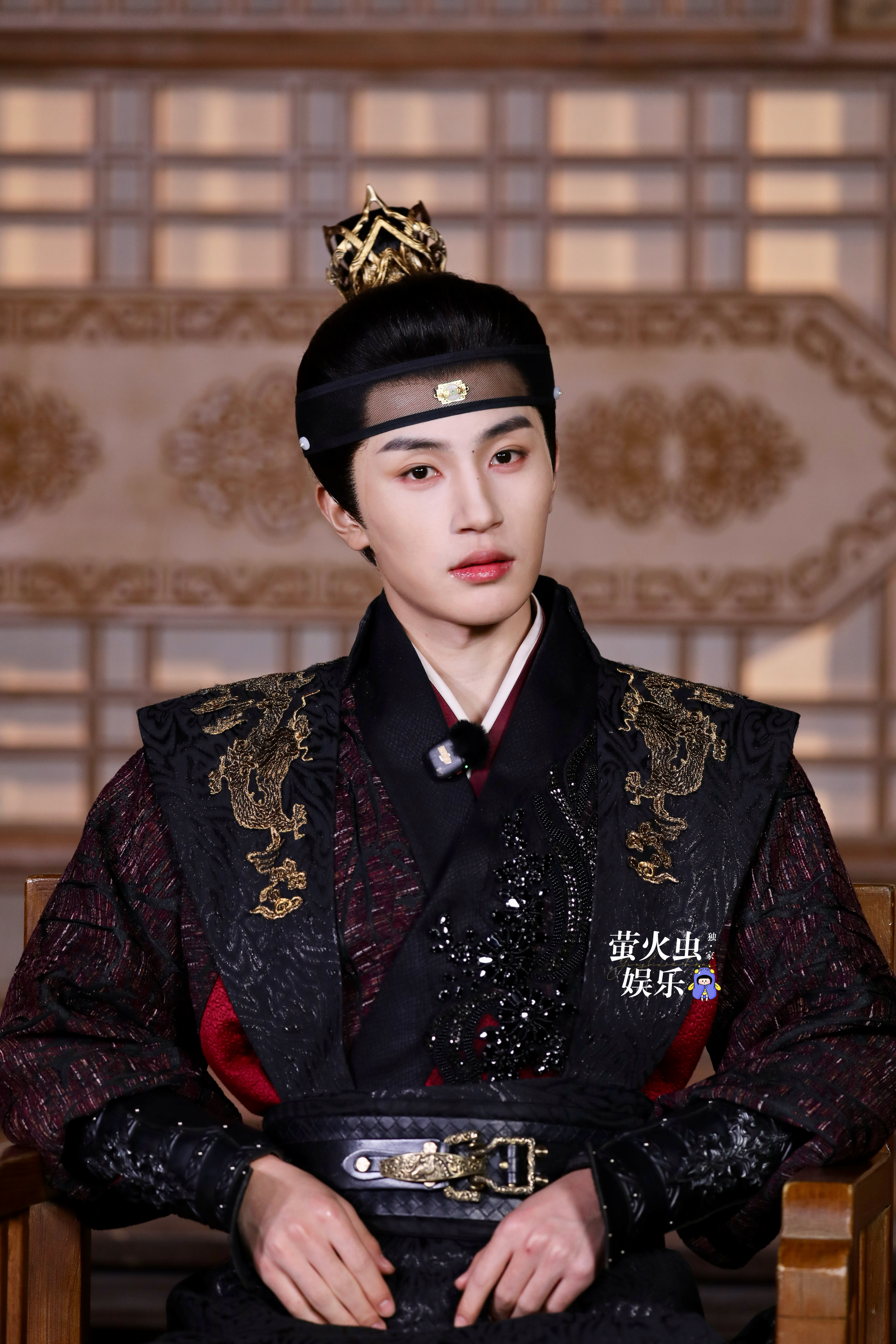 演员张翅  兄弟神图有了！！能把锦衣卫造型驾驭的如此禁欲也就此男了张翅裘见青张翅