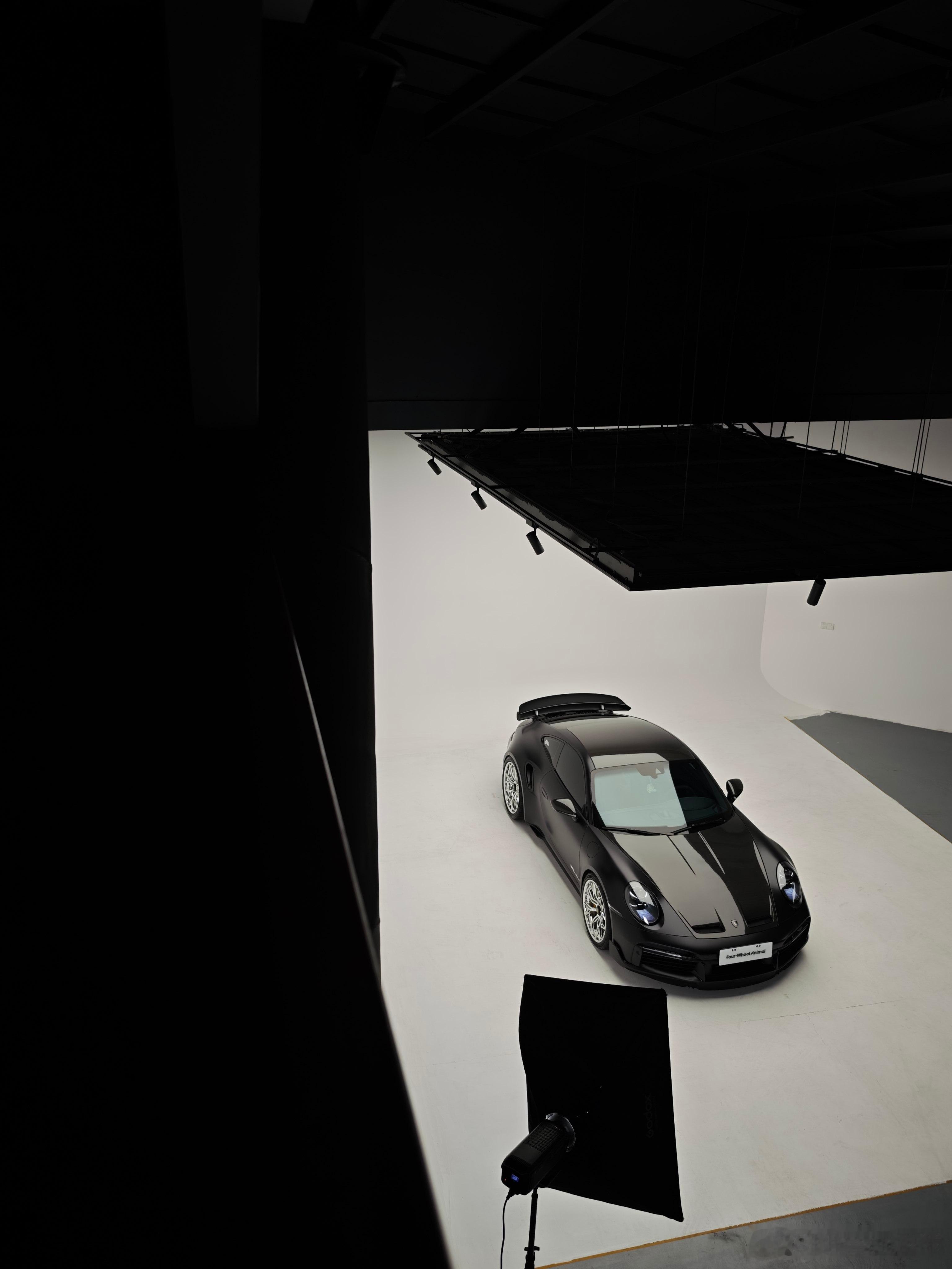 让我眼前一亮的内饰绝对品味的苏格兰格子布 