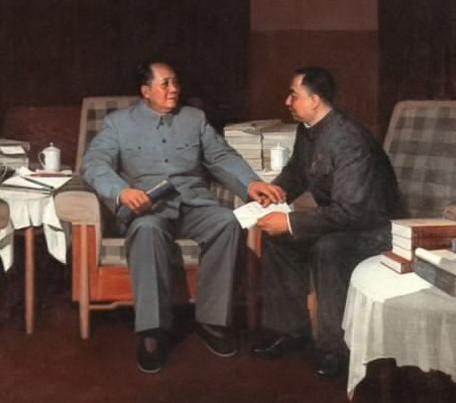 有人问，华国锋凭什么被毛主席选中？凭他能杠事、敢担当、不争功，凭他一心为民，凭他