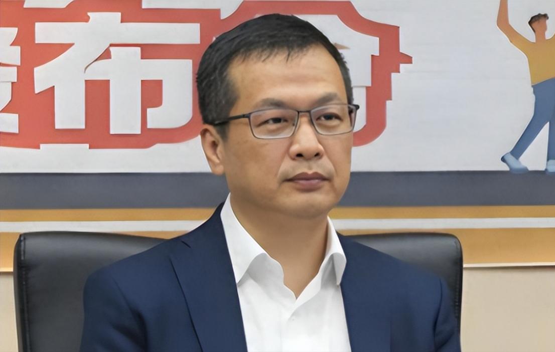 果然不出所料，国民党统派郑丽文竞选党魁路上遭到了亲美派的阻击，半路杀出程咬金！在