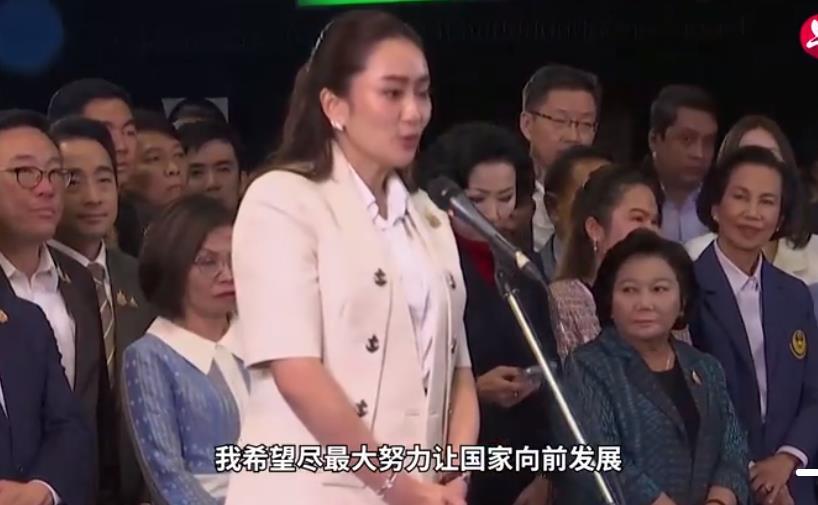 泰国的他信家族果然根深叶茂，厚积薄发。

政治基因强大到“令人恐怖”，三代人当上