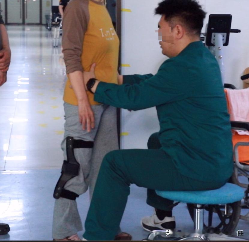 偏瘫康复，为什么都会卡在第三阶段？？
 
