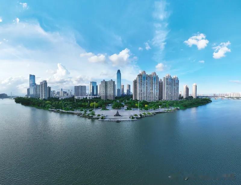 惠州楼市现状深度解读：

一、价格数据：下跌幅度明显收窄，泡沫大幅出清

1. 