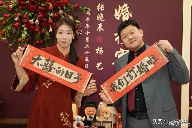 恭喜！天津女排队长结束四年恋爱长跑，与男友订婚爱情事业双丰收