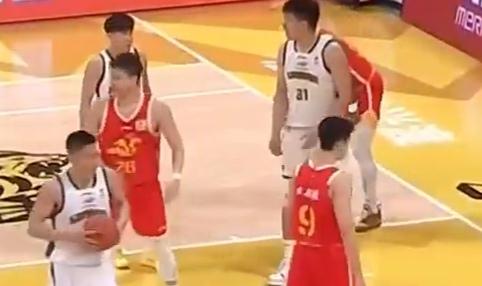 浙江方兴渡32分大胜，报辽宁本钢一箭之仇


今日CBA第六轮，浙江方兴渡继续坐