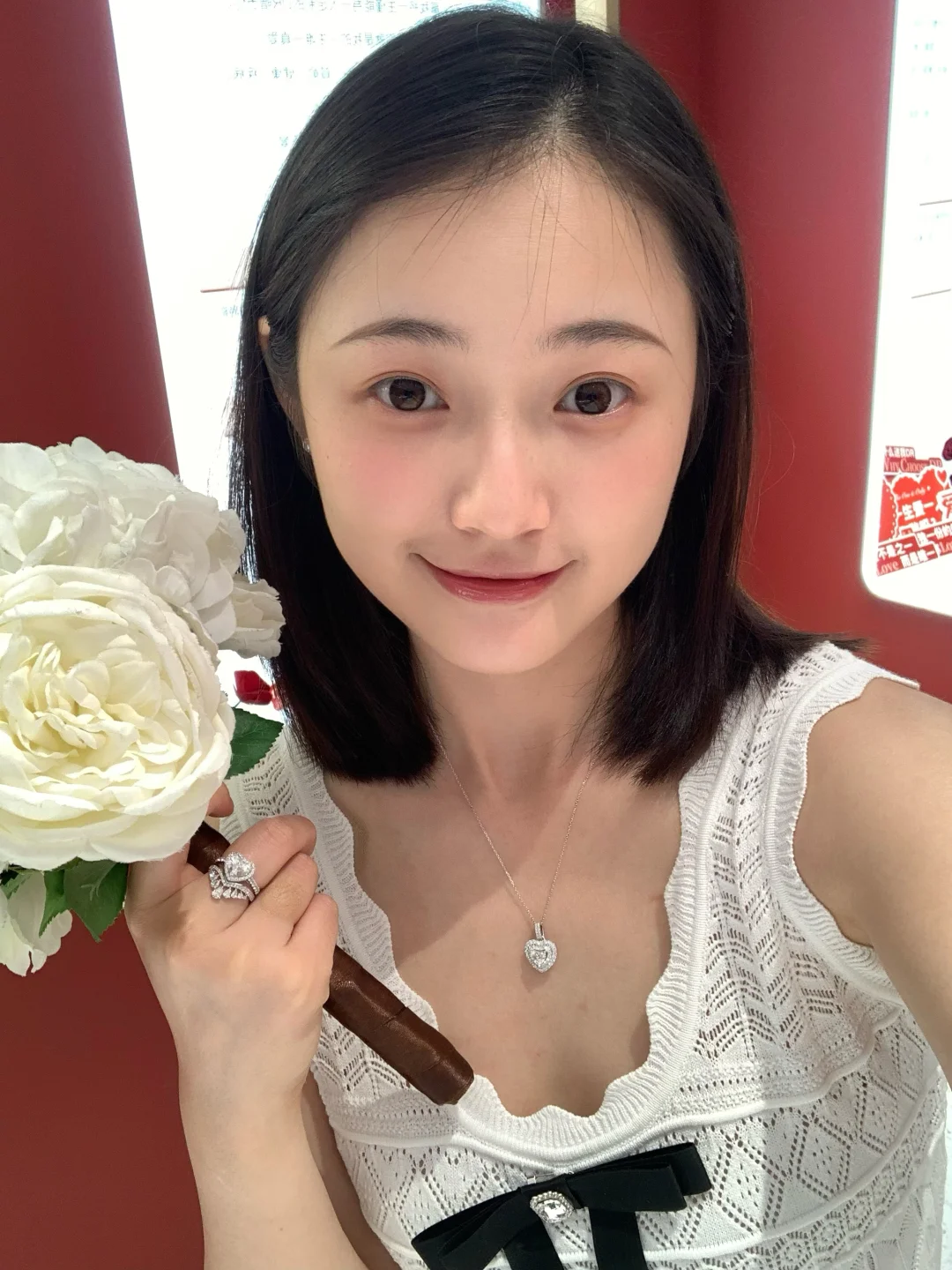 短发新娘和她的2克拉大钻戒～七夕快乐💍