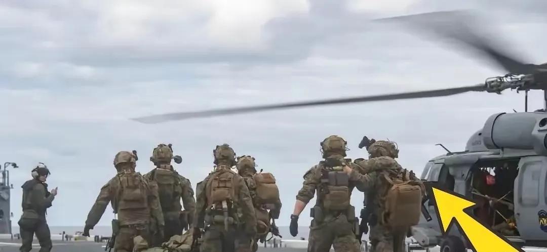 3月13号美军这一调动，中东的局势一下就变味了，明白人一眼就能看出来不对劲。
 