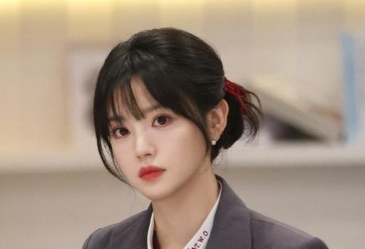 田曦薇现代轻喜剧低调开机，摒弃甜妹标签挑战独立职场女性 