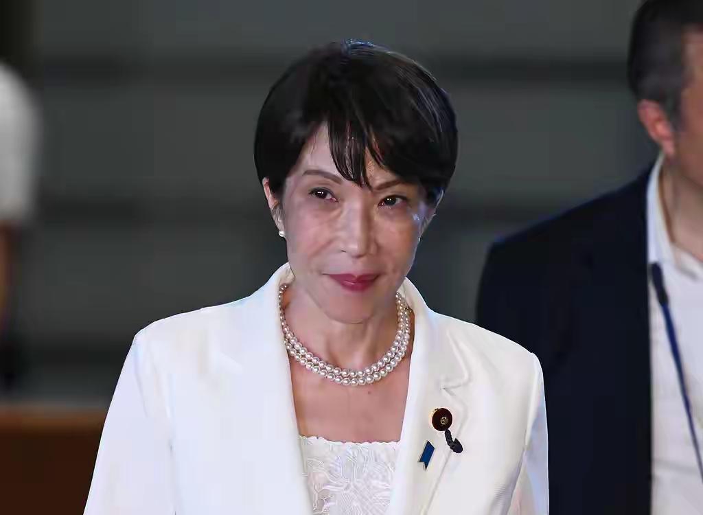 日本刚放出跨党派议员计划访华的消息，不到一天，中方就把历史法理的底线摆到台面上，