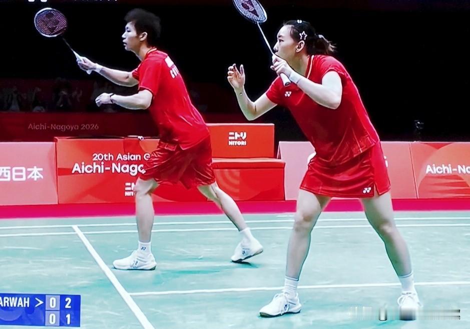 蒋振邦/魏雅欣2-0战胜西亚纳维/马尔瓦，夺得羽毛球混双冠军！
 
 
北京时间
