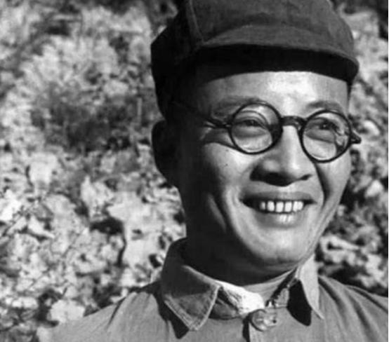 历史课本不会告诉你：遵义会议后，博古只是从中央最高领导人的位置上退了下来，并没有
