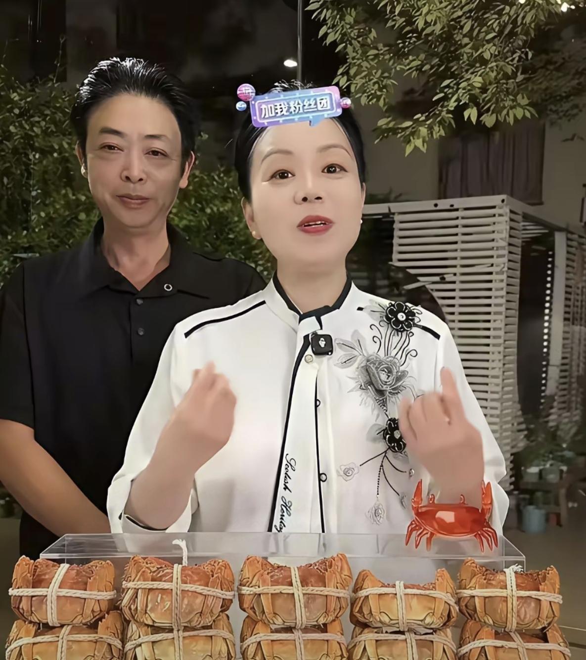 姐姐们家人们早上好；昨天看到
许妈姚爸下江南：真正的人气，从来不是抢来的，聊聊昨