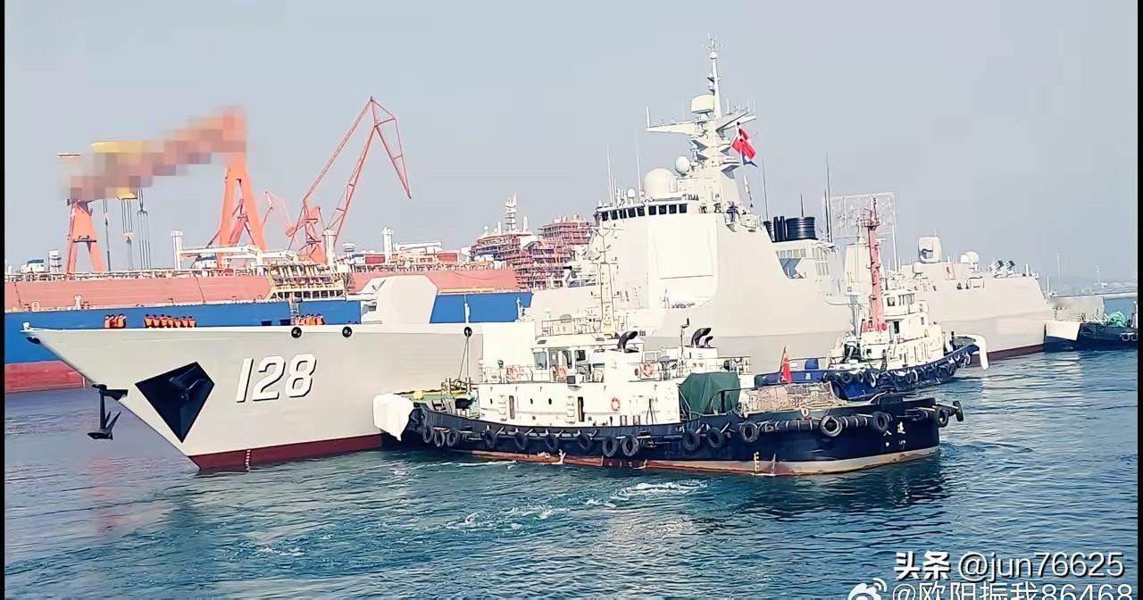 新批次的052DM如何分配？
这应该是最新一艘的052D型驱逐舰，舰名据说是“甘