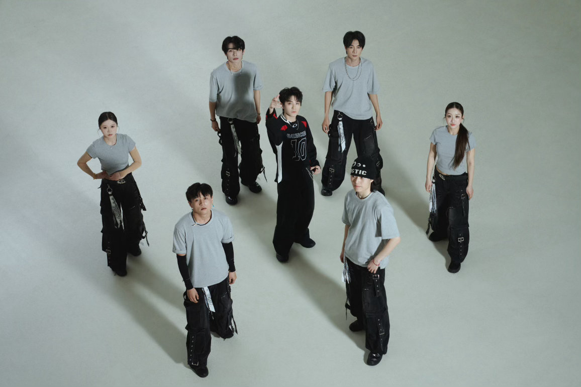 王俊凯疑似把唱跳卷回来了怀疑这个王俊凯没有短板 《疑疑疑》Performance