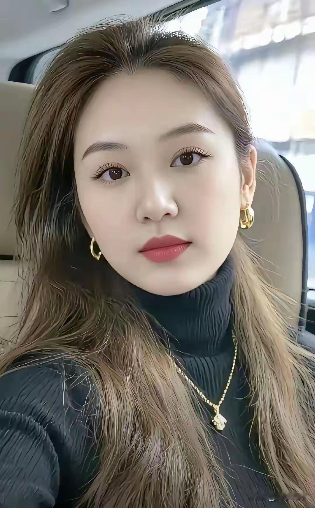 气质优雅美丽动人