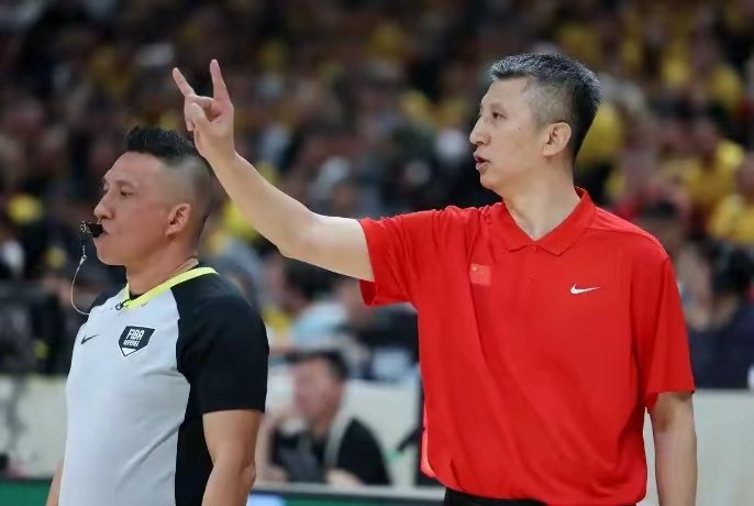 男篮世预赛  中国男篮第二阶段不容再有闪失篮球男篮 中国男篮已经结束世预赛第一个