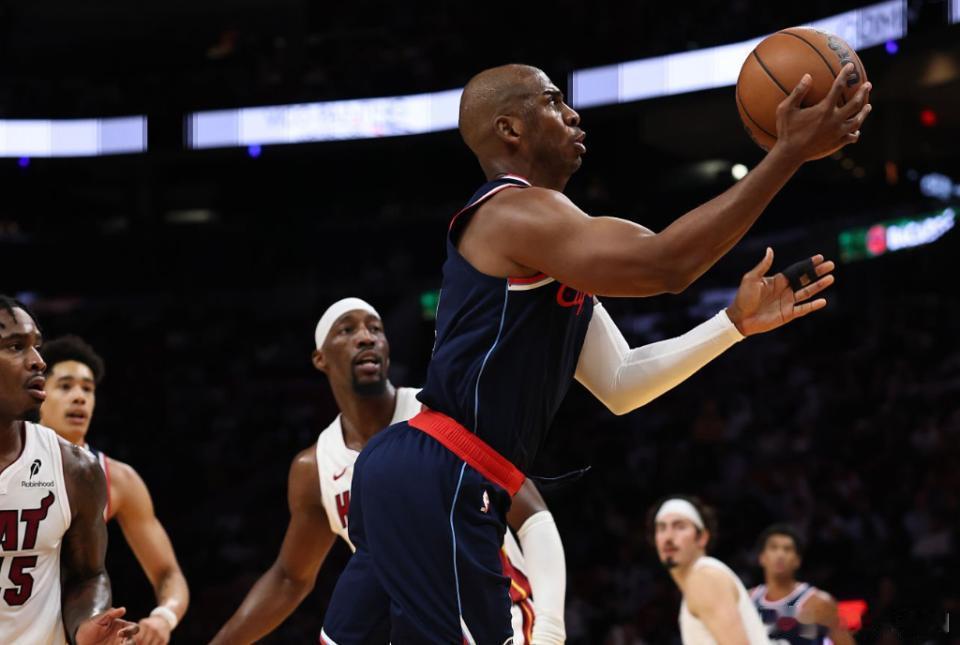 快船的意思，保罗是害群之马，留不得最近遭遇5连败的快船，到底是怎么想的呢？没有交