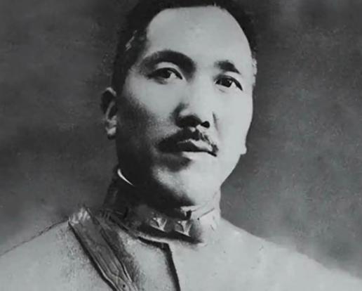 1939年夏，正在重庆寓所休养的冯玉祥，有一天忽然听到窗外男童卖茶水的清脆吆喝声