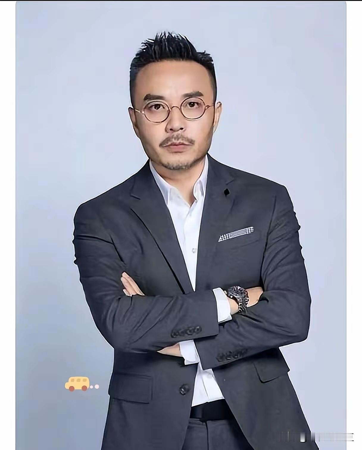 汪涵不是第一次被推到风口浪尖了！
这次是因为当了《监狱里的妈妈》出品人。
上次是
