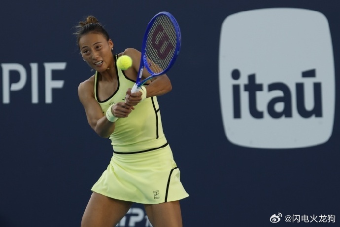 郑钦文无缘迈阿密赛八强 WTA1000迈阿密站1/8决赛，郑钦文3-6/4-6不