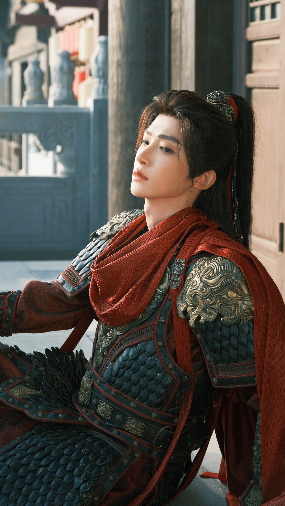 刘宇三国恋少年将军 以乐为戈，以舞为戎！刘宇化身少年将军，在打铁花的璀璨中唱响《