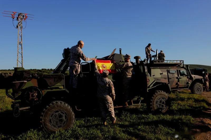 【五角大楼电邮暗示，可能暂停西班牙北约成员国资格，并采取其他措施】[“民主”“自
