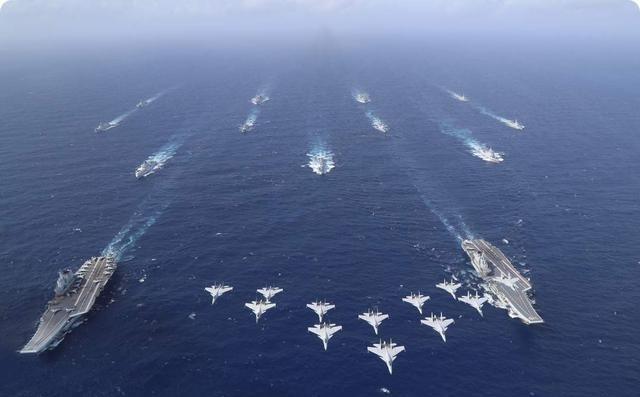 10万吨级左右的航母基本就是目前科技能力下使用的极限了，再大，软硬件就不允许了！