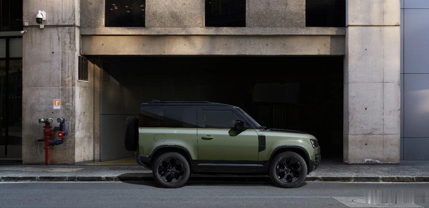 预计接下来要发的小视频：2026路虎卫士，2026揽胜长轴AB版，新小米SU7神