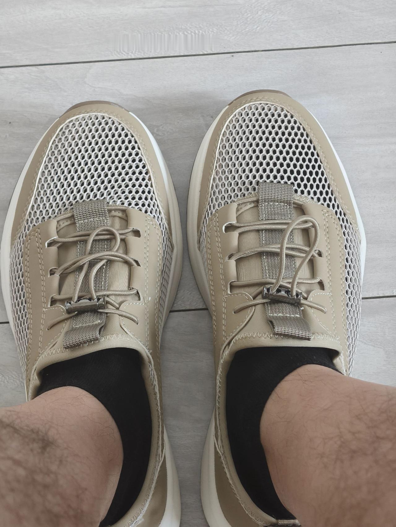 夏天还得穿最凉快的鞋，舒服。